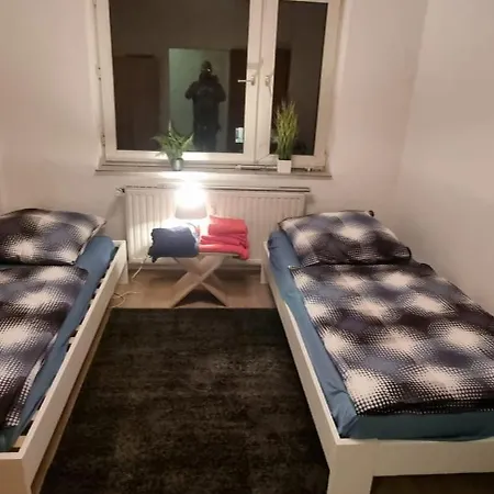 Monteurwohnung 7 In Direkter Naehe Zur Veltinsarena