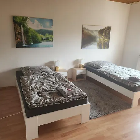 Monteurwohnung 7 In Direkter Naehe Zur Veltinsarena アパート *