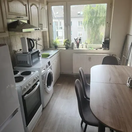 アパート Monteurwohnung 7 In Direkter Naehe Zur Veltinsarena *