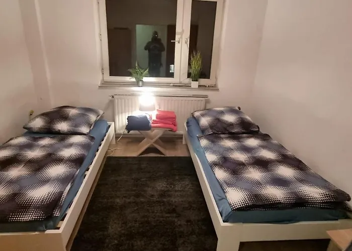 Monteurwohnung 7 In Direkter Naehe Zur Veltinsarena