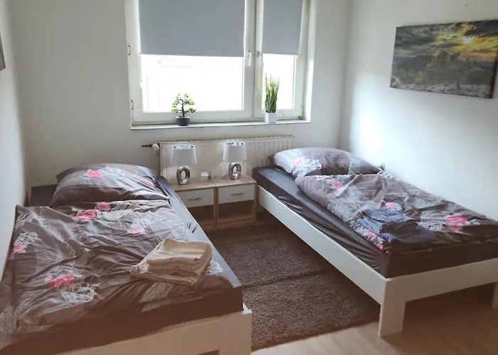 Monteurwohnung 7 In Direkter Naehe Zur Veltinsarena *