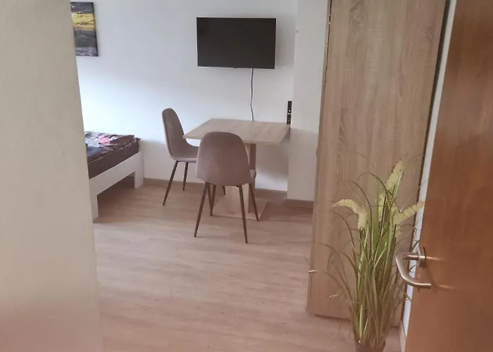 Monteurwohnung 7 In Direkter Naehe Zur Veltinsarena ゲルゼンキルヒェン